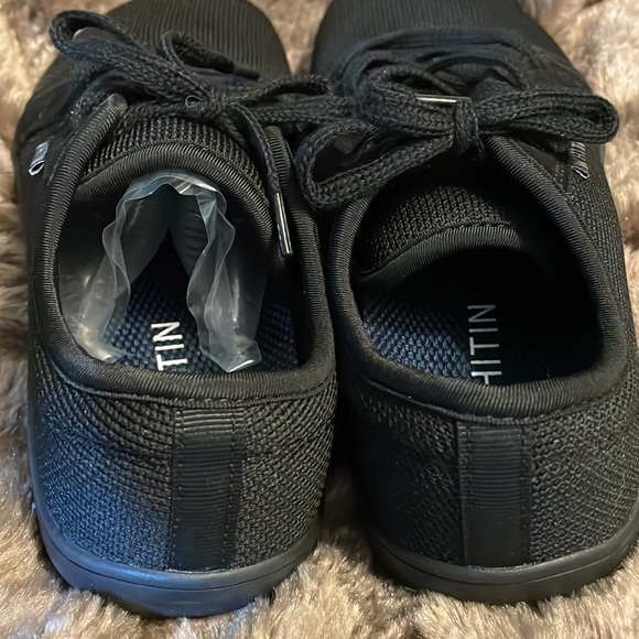 Woman’s Whitin black athletic shoes size 8 W—NWT - Picture 4 of 7